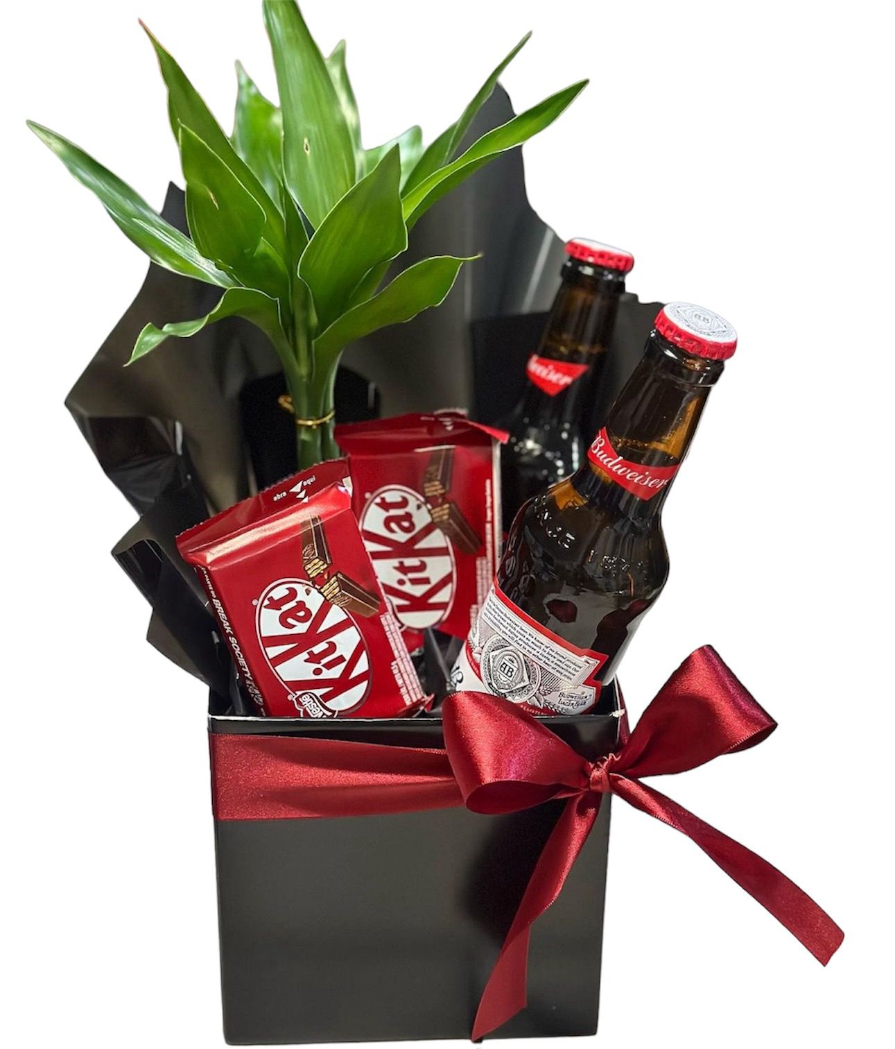 Box com Bambu, kitkat e cervejas